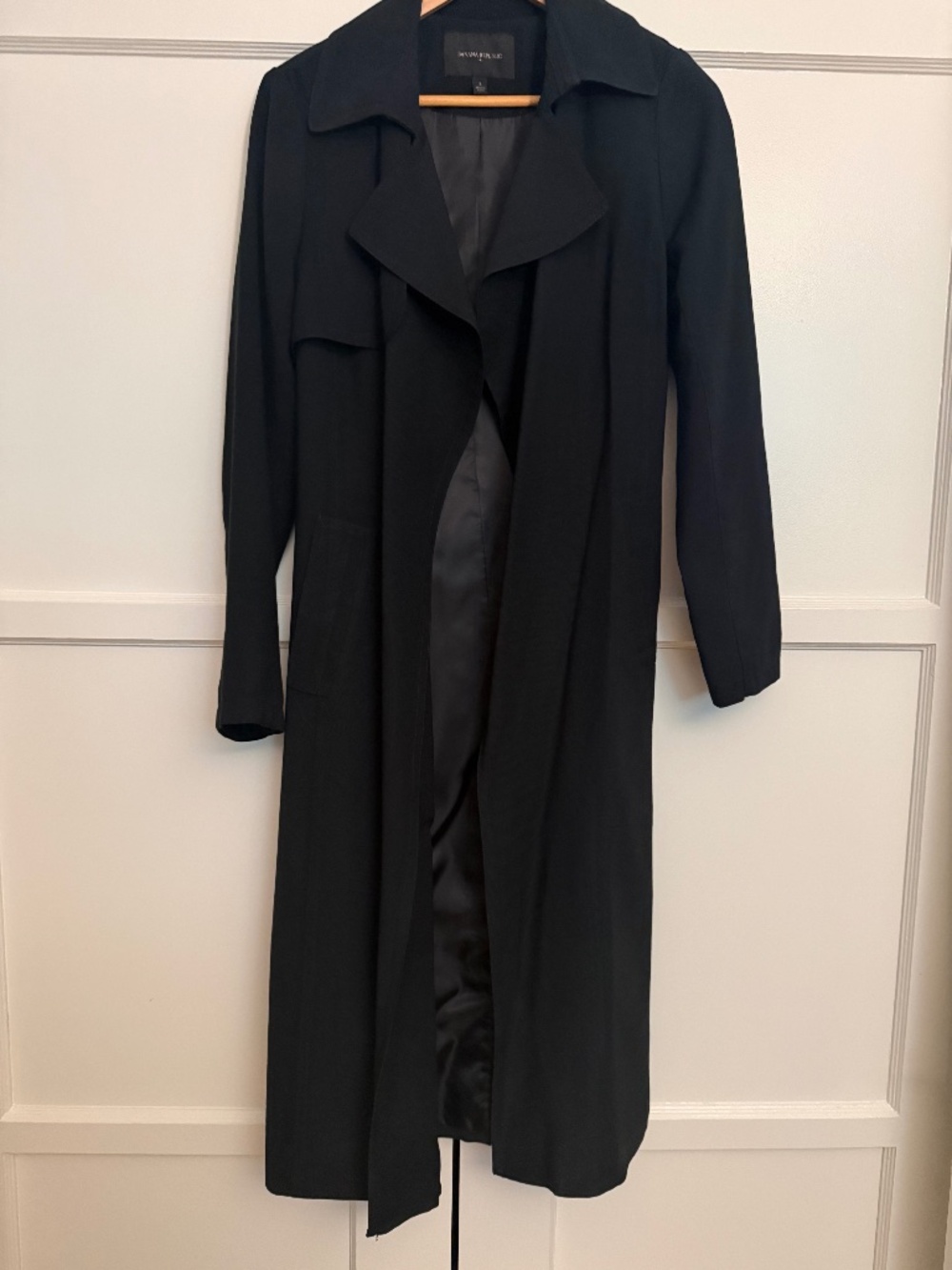 Banana Republic Black Trench Coat Size Small Rayon and Viscose